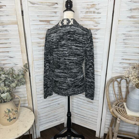 SKIES ARE BLUE Women's Medium Knit Blazer Aztec Southwest Black White Cardigan - Picture 4 of 12